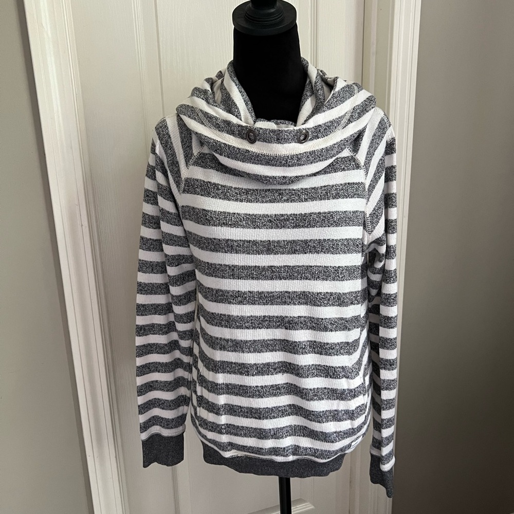 Garage Striped White and Gray Knit